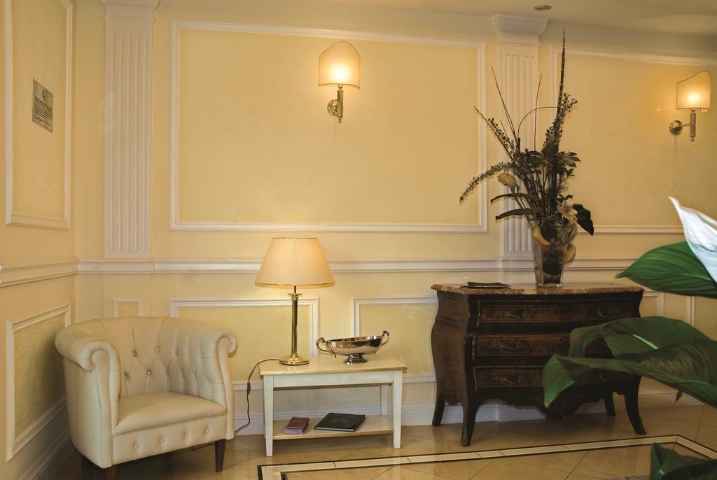 Relais Hotel Antico Palazzo Rospigliosi Rome Exterior photo